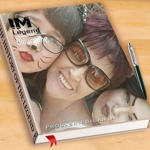 Meet your Posher, Dena